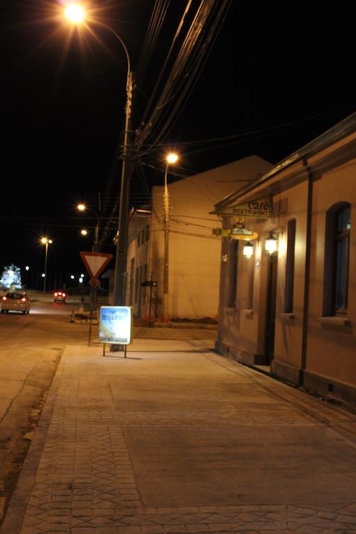 Hotel Yellow Submarine Punta Arenas Exteriör bild